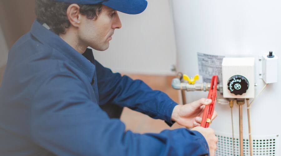 Local water heater installation in Thornton, CO